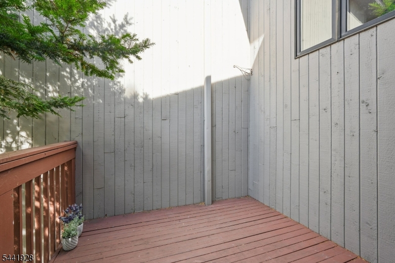 Wedgewood Knolls - Residential