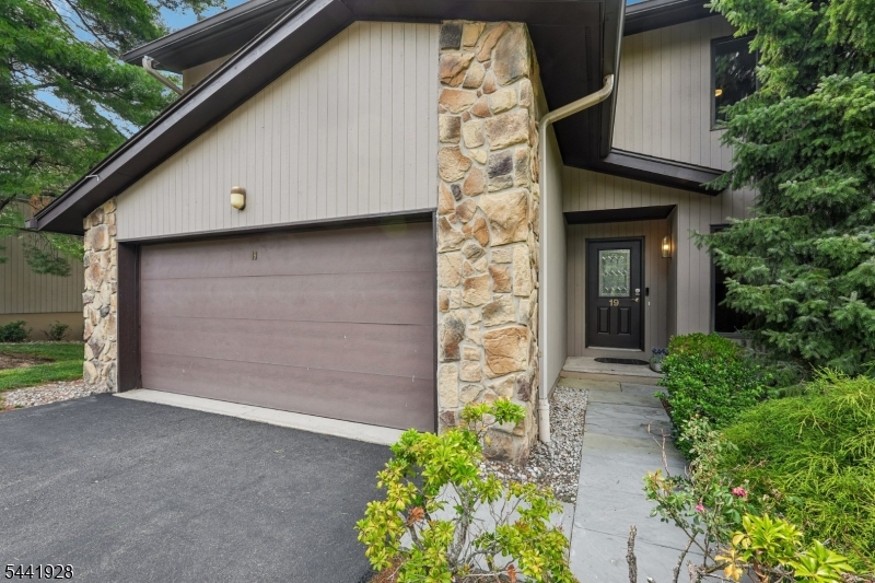 Wedgewood Knolls - Residential
