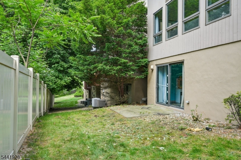 Wedgewood Knolls - Residential