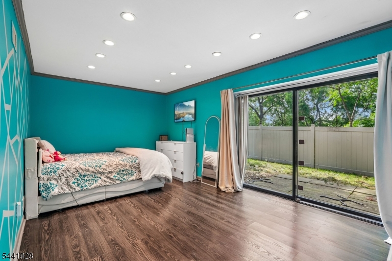 Wedgewood Knolls - Residential