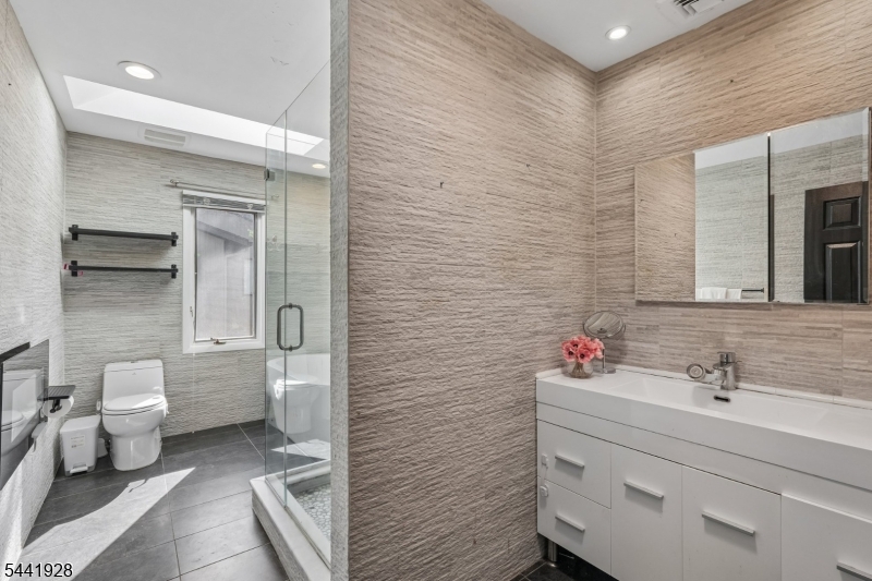 Wedgewood Knolls - Residential