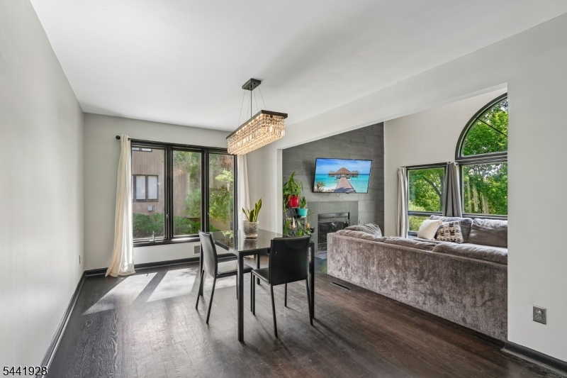 Wedgewood Knolls - Residential