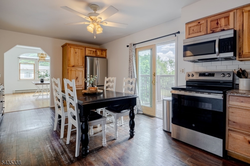 Barry Lakes - Residential