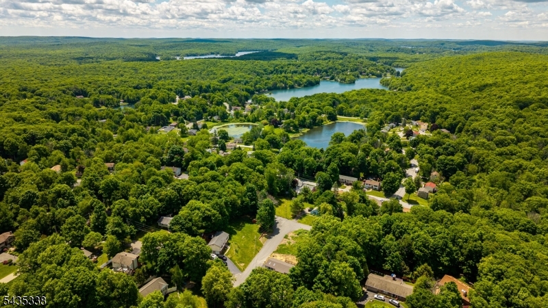 Barry Lakes - Residential