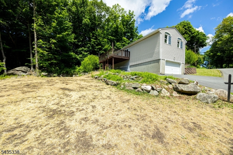 Barry Lakes - Residential