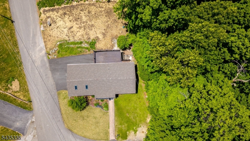 Barry Lakes - Residential
