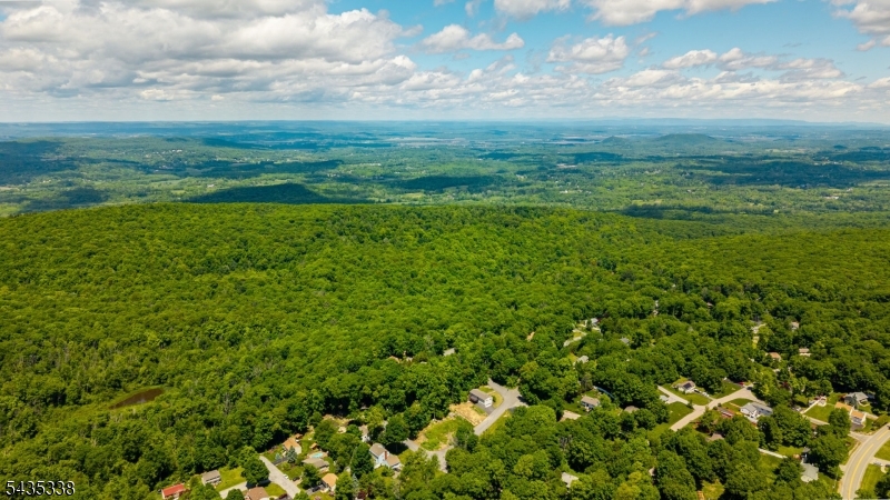 Barry Lakes - Residential