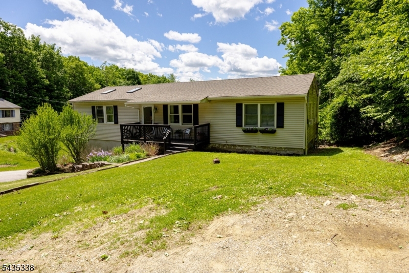 Barry Lakes - Residential