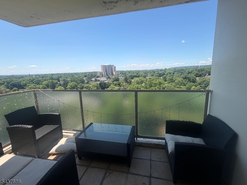 Harrison Towers - Residential Lease