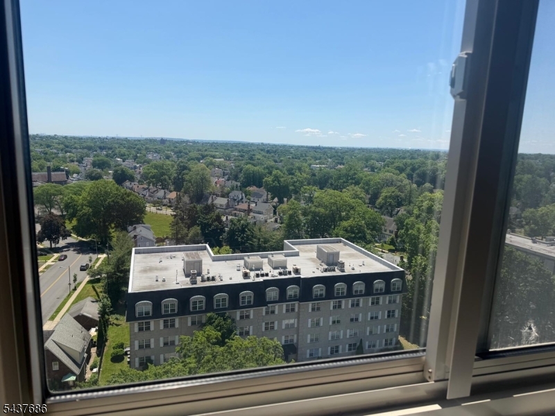 Harrison Towers - Residential Lease