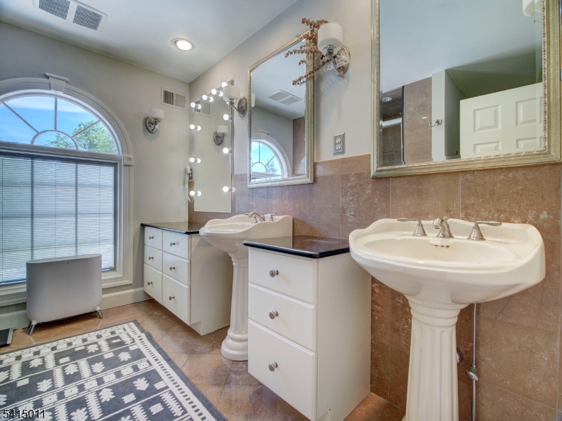 Hedgerow Estates - Residential