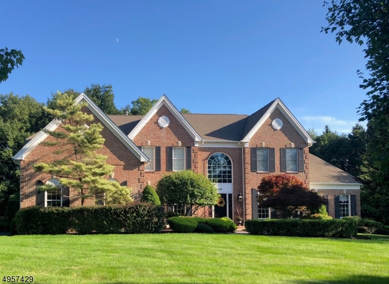 Impeccably maintained and beautifully updated center hall colonial nestled in Woodbury Estates.  This lovely home features a 2 story foyer, hardwood flooring, granite center island kitchen w/5 burner gas range, double wall ovens, family room with vaulted ceiling and gas raised hearth fireplace, first floor office, formal living and dining rooms and sun drenched conservatory/game room. The second floor offers 3 spacious bedrooms plus a master suite with large sitting room, tray ceiling, enormous walk-in closet and master bath with 2 vanities, jetted tub and stall shower.  Other amenities include a finished garage, outfitted mudroom and entertainment-sized finished basement with half bath and lots of storage.  Level and usable lot w/invisible dog fence & professional landscape complete the package!