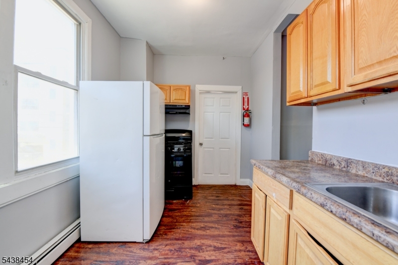 FORTH WARD - Commercial Sale