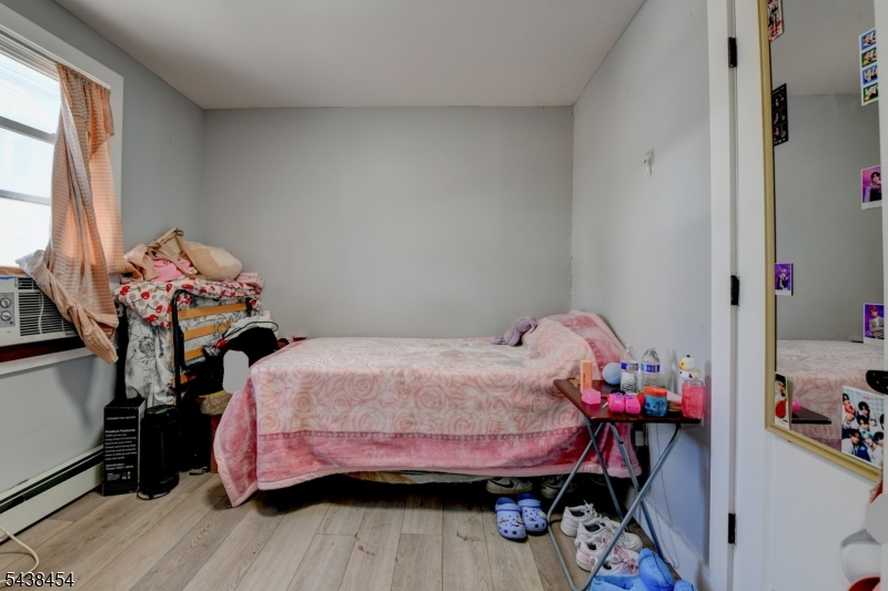 FORTH WARD - Commercial Sale