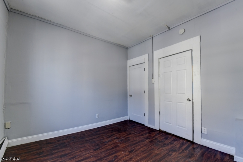FORTH WARD - Commercial Sale