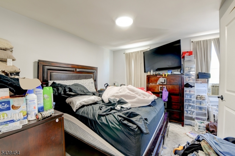 FORTH WARD - Commercial Sale