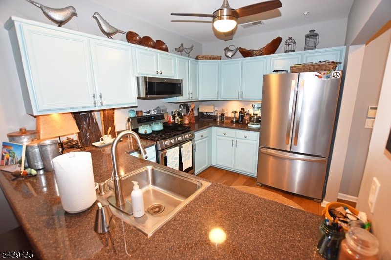 Fox Hills - Residential