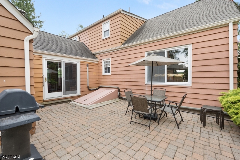 Hughes Lane - Residential