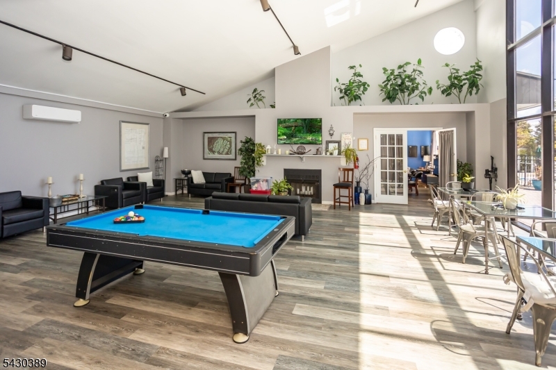 Mountain Club - Residential