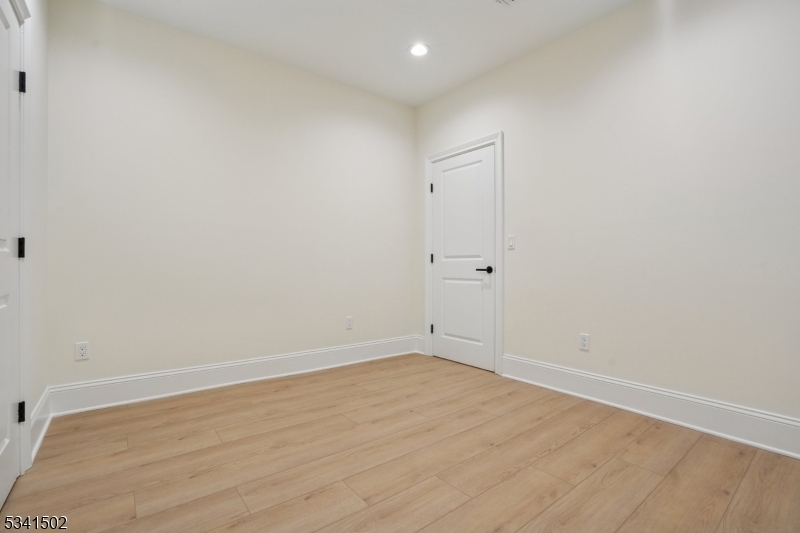 Collins - Residential