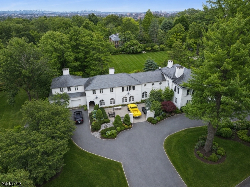 Llewellyn Park - Residential