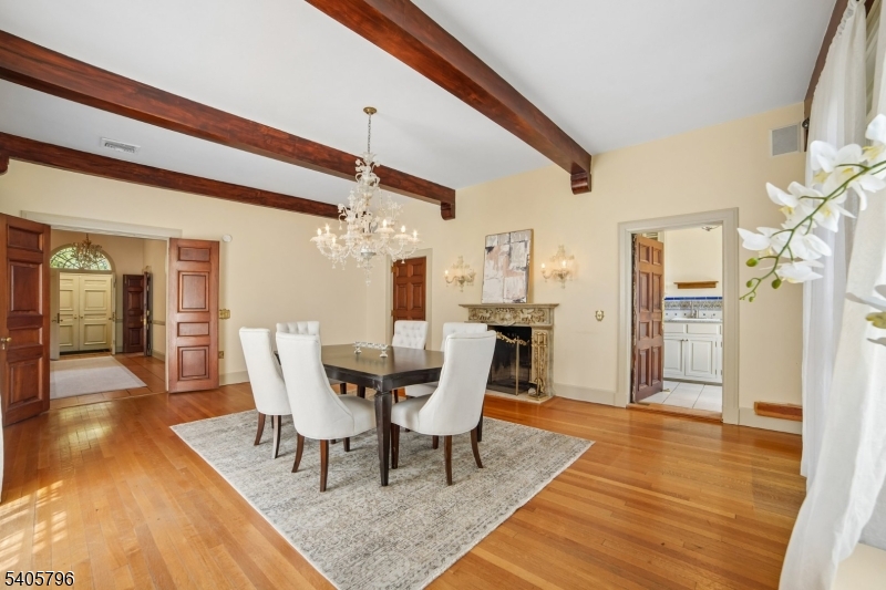 Llewellyn Park - Residential