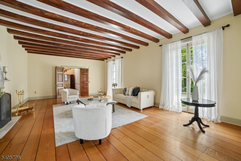 Llewellyn Park - Residential