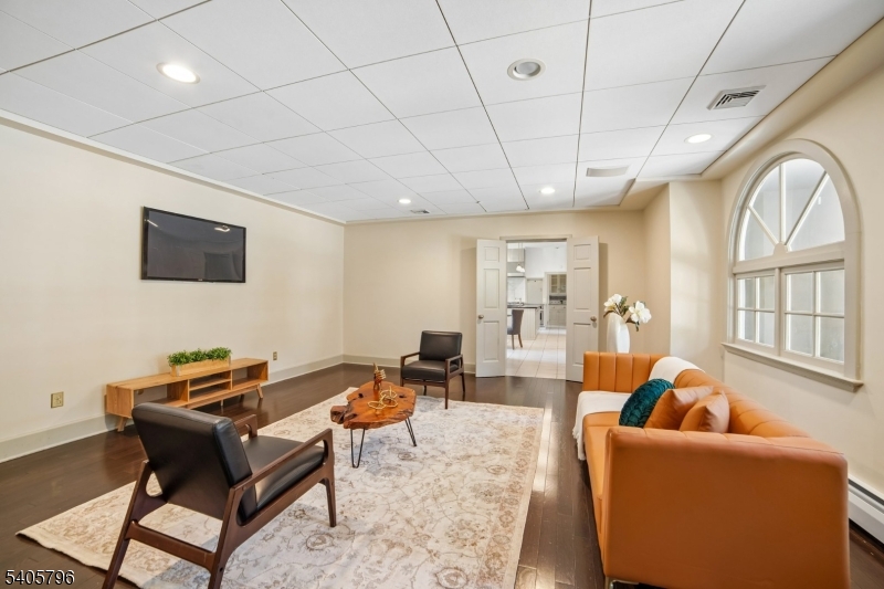 Llewellyn Park - Residential