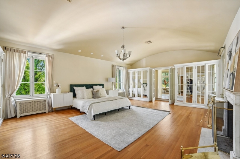 Llewellyn Park - Residential