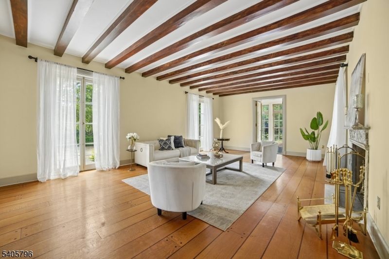 Llewellyn Park - Residential