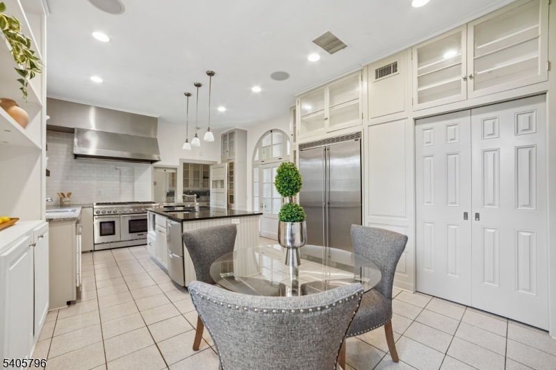 Llewellyn Park - Residential