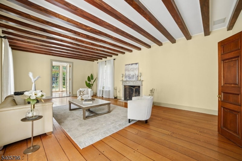 Llewellyn Park - Residential