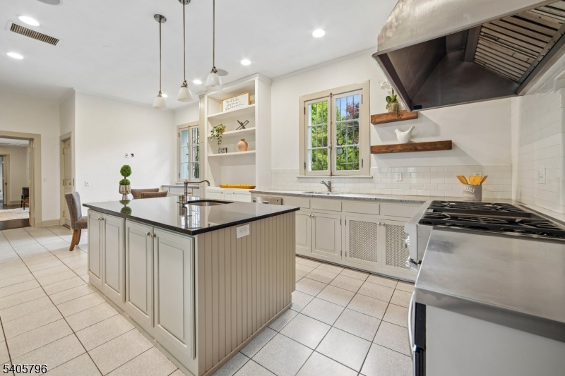 Llewellyn Park - Residential