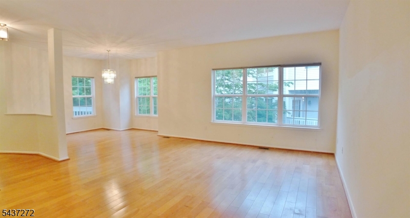 Oak Ridge - Residential Lease