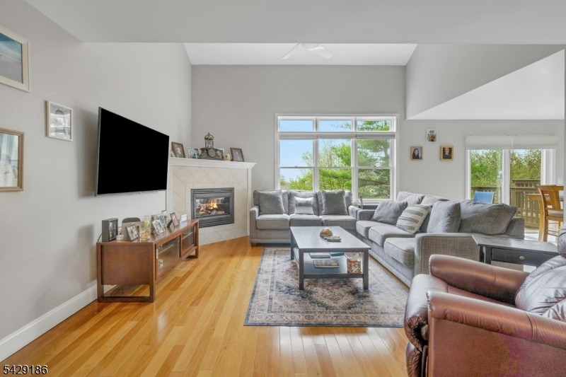 Brae Loch - Residential