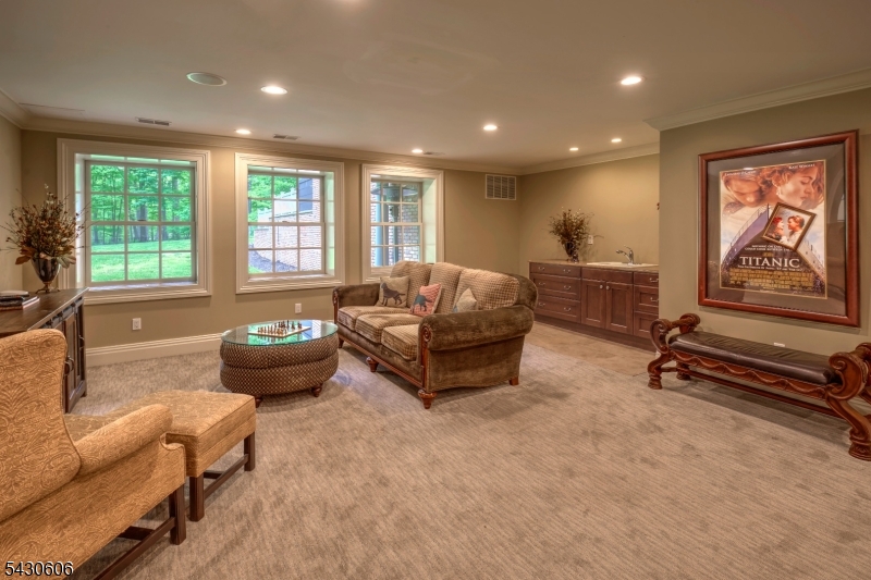 Estate Location - Residential