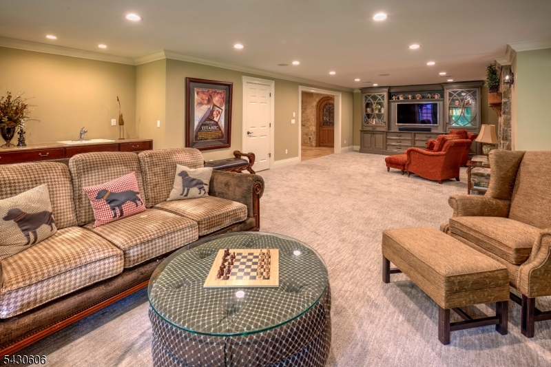 Estate Location - Residential