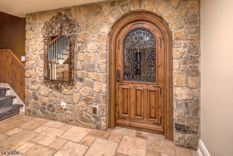 Estate Location - Residential