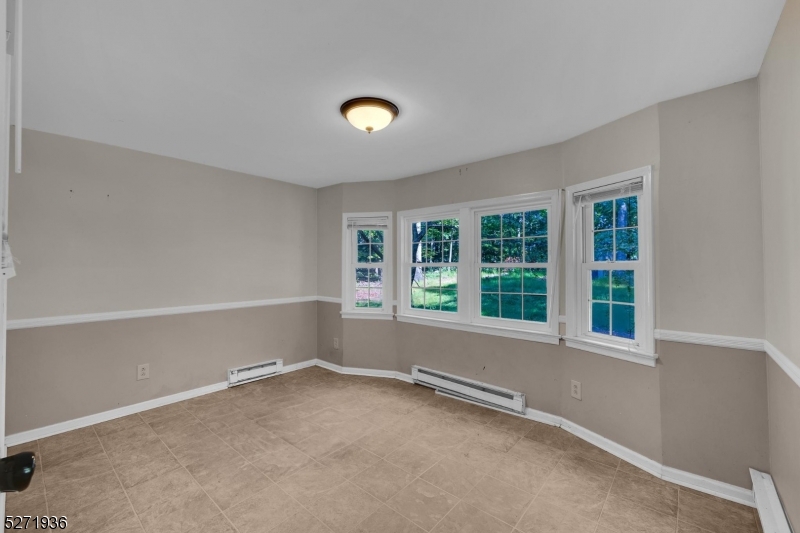 Russling Rd Area - Residential
