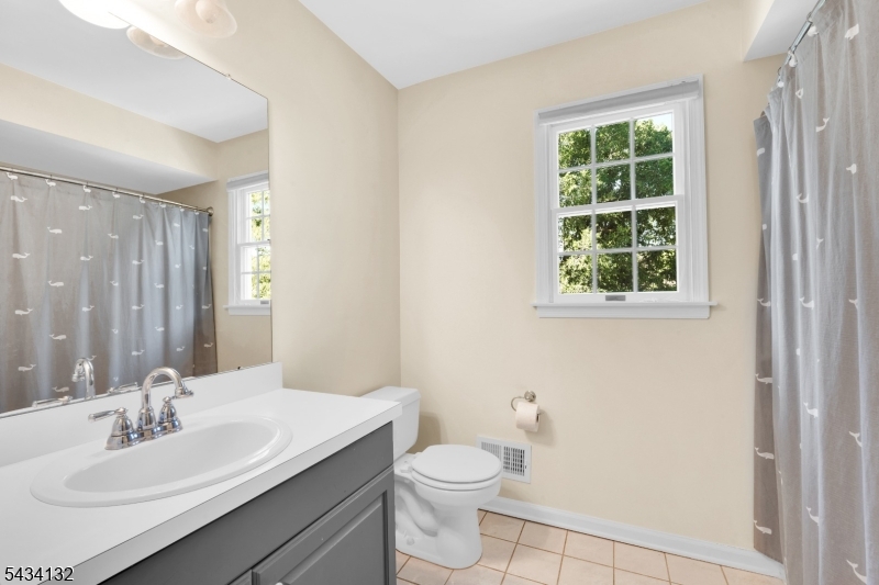 Kings Crossing - Residential