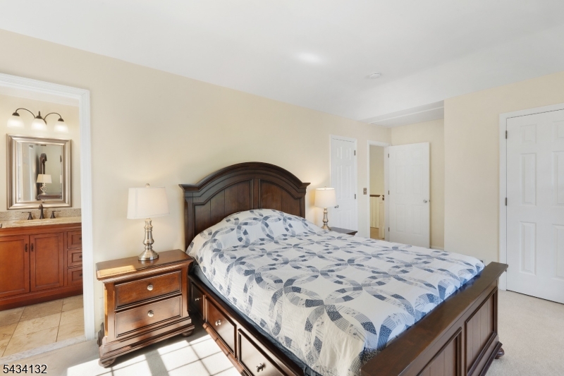 Kings Crossing - Residential