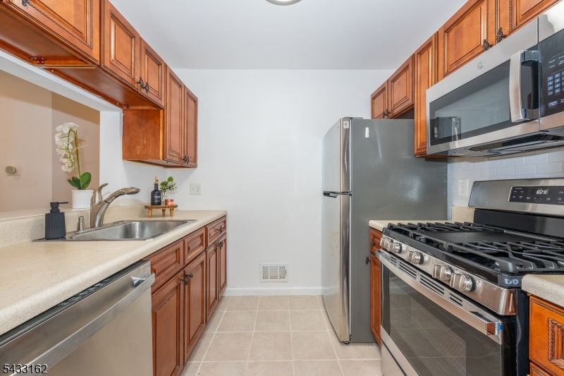 West Bergen Society Hill - Residential