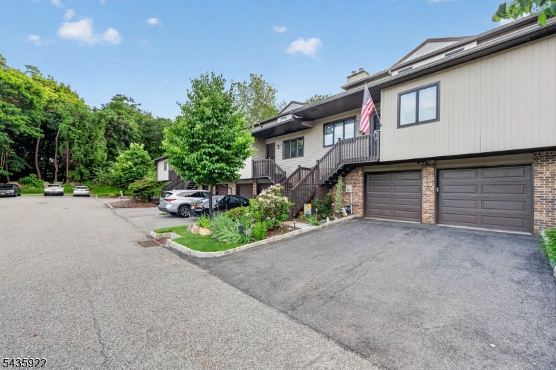 Peach Hill - Residential