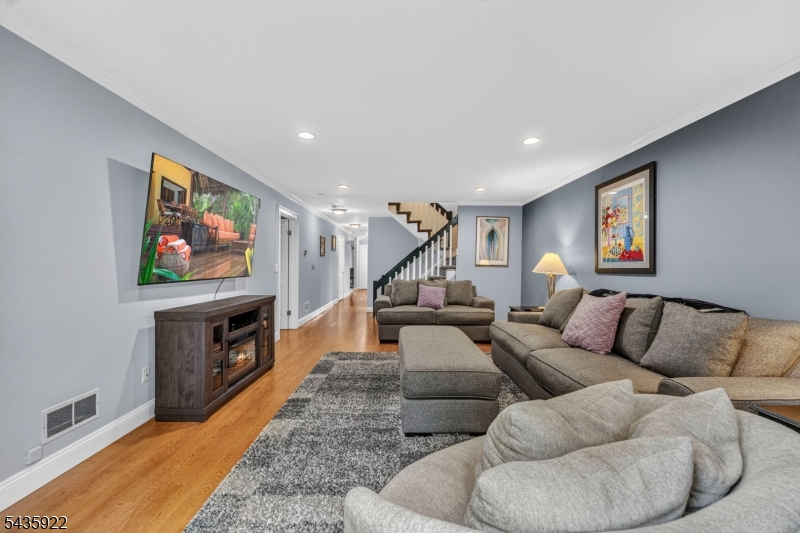 Peach Hill - Residential