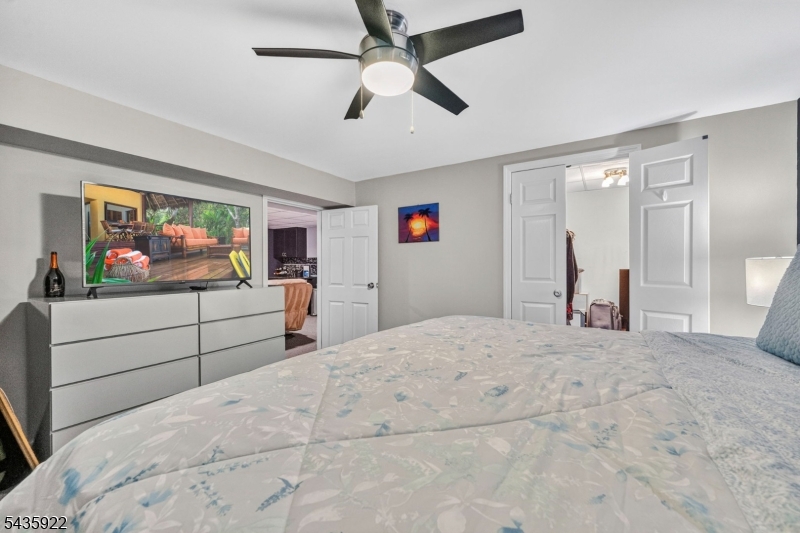 Peach Hill - Residential