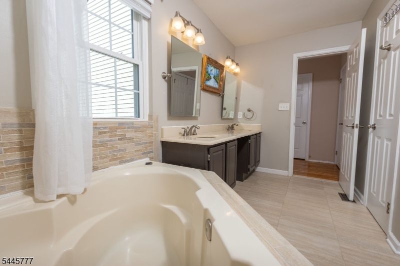 Bridle Club of Brigewater - Residential