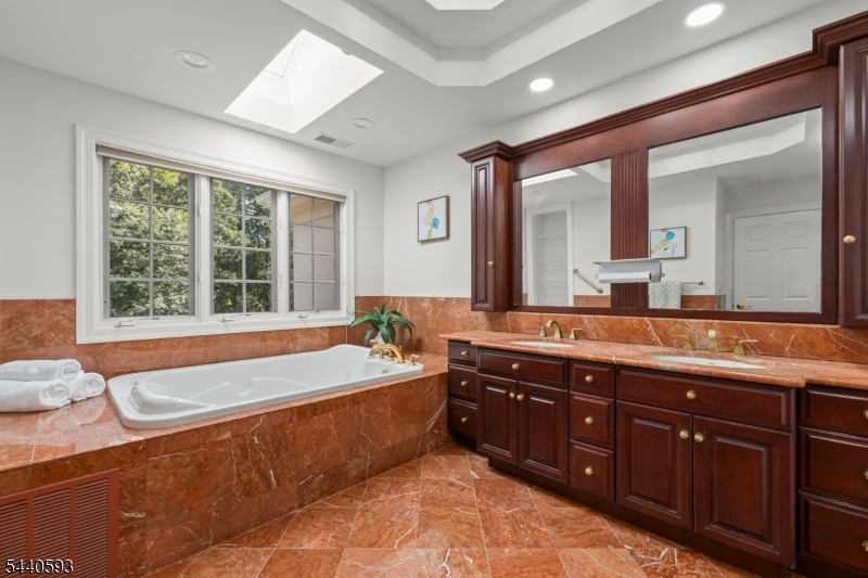 Fox Hollow - Residential