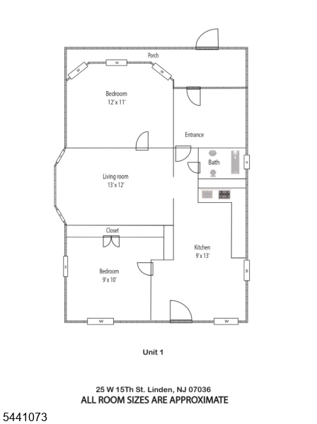 Main image without alt text