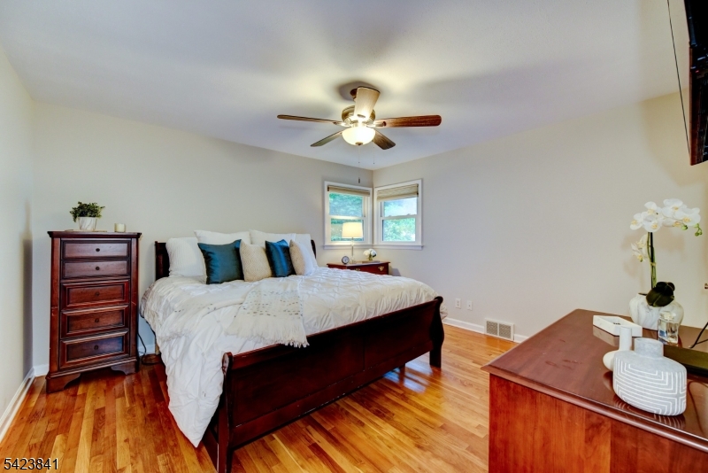 Murray Hill - Residential