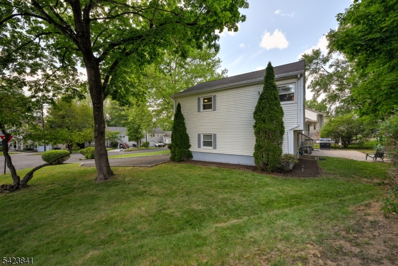 Murray Hill - Residential
